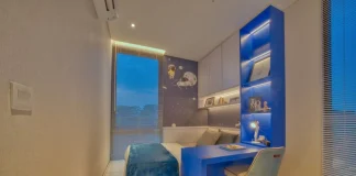 8 Inspirasi Desain Kamar Tidur Cowok Keren dan Minimalis kamar tidur cowok keren,desain kamar tidur minimalis,kamar tidur industrial,kamar tidur gaming,kamar tidur monochrome,Kamar Minimalis Astronot, Kamar Tidur Monochrome, Kamar Tidur Dinding Bata Ekspos